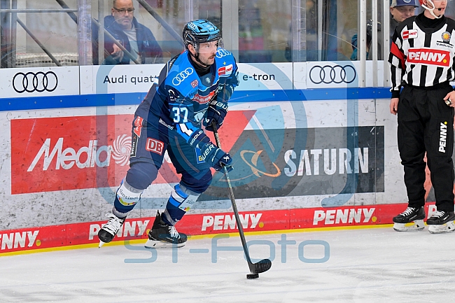 Eishockey, Herren, DEL, Saison 2025-2026, Spiel 14, ERC Ingolstadt - Adler Mannheim, 26.10.2025