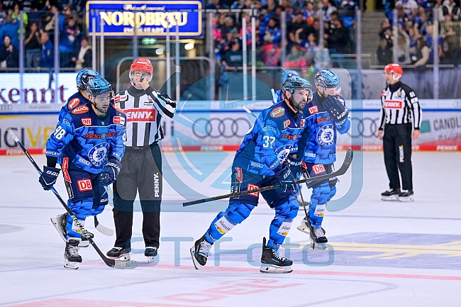 Eishockey, Herren, DEL, Saison 2025-2026, Playoffs Halbfinale, Spiel 5, ERC Ingolstadt - EHC Red Bull München, 25.09.2025