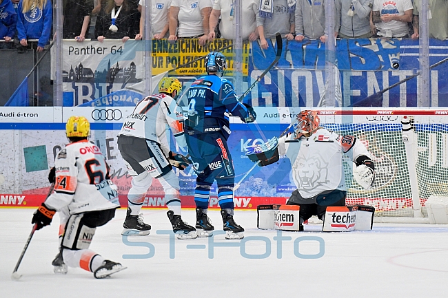 Eishockey, Herren, DEL, Saison 2025-2026, Spiel 10, ERC Ingolstadt - Löwen Frankfurt, 12.10.2025