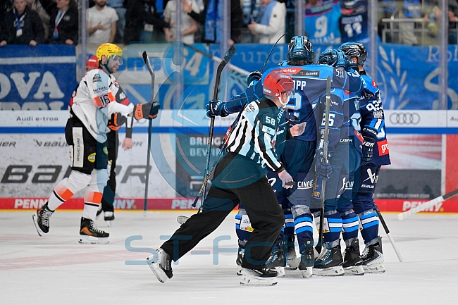 Eishockey, Herren, DEL, Saison 2025-2026, Spiel 10, ERC Ingolstadt - Löwen Frankfurt, 12.10.2025