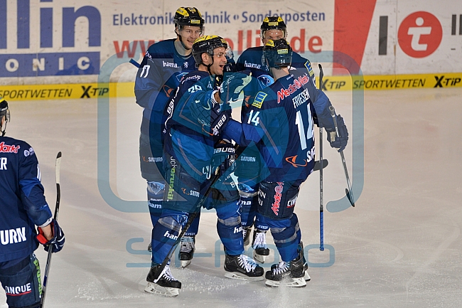 ERC Ingolstadt vs Grizzlys Wolfsburg, Eishockey, DEL, Deutsche Eishockey Liga, 31.01.2016