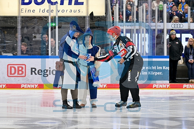 Eishockey, Herren, DEL, Saison 2025-2026, Spiel 7, ERC Ingolstadt - Straubing Tigers, 03.10.2025