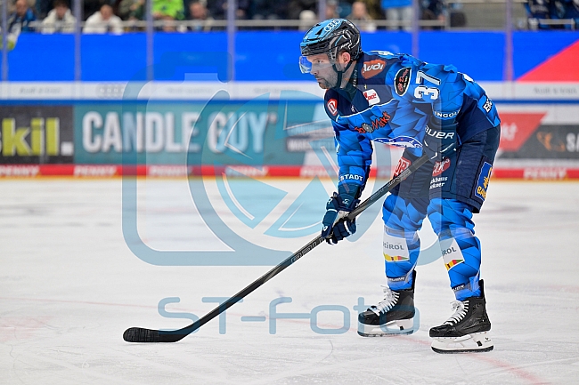 Eishockey, Herren, DEL, Saison 2025-2026, Spiel 21, ERC Ingolstadt - Pinguins Bremerhaven, 23.11.2025