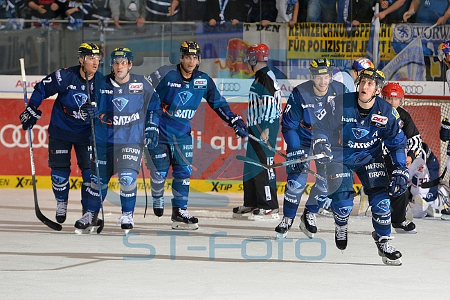 ERC Ingolstadt vs EHC Red Bull Muenchen, Eishockey, DEL, Deutsche Eishockey Liga, 04.12.2015