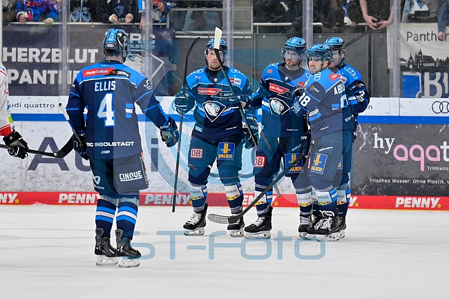 Eishockey, Herren, DEL, Saison 2025-2026, Spiel 35, ERC Ingolstadt - Pinguins Bremerhaven, 02.01.2026