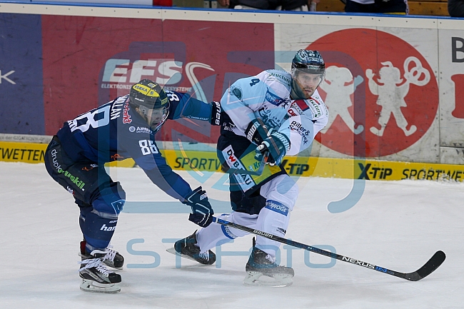 ERC Ingolstadt vs Eisbaeren Berlin, Eishockey, DEL, Deutsche Eishockey Liga, Spieltag 21, 27.11.2015