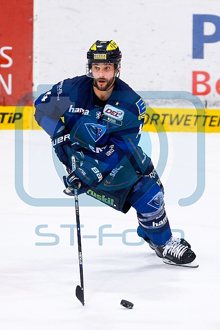 ERC Ingolstadt vs EHC Red Bull Muenchen, Eishockey, DEL, Deutsche Eishockey Liga, Spieltag 52, 06.03.2016