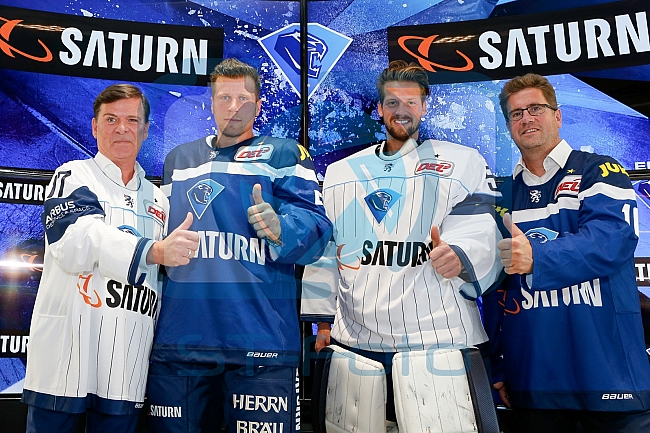 Pressekonferenz Verlaengerung und Erweiterung des Sponsoringvertrages der Media-Saturn, Trikotvorstellung für die kommende Saison 2016/2017