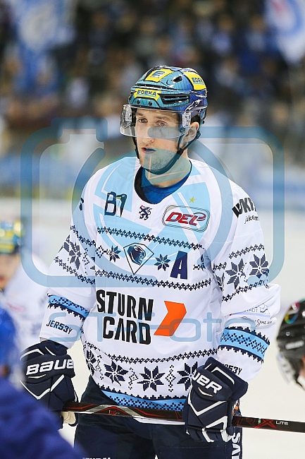ERC Ingolstadt - Adler Mannheim, Eishockey, DEL, Deutsche Eishockey Liga, Spieltag 29, 08.12.2017