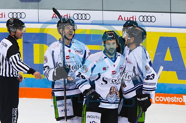ERC Ingolstadt - Straubing Tigers, Eishockey, DEL, Deutsche Eishockey Liga, Spieltag 1, 01.12.2017