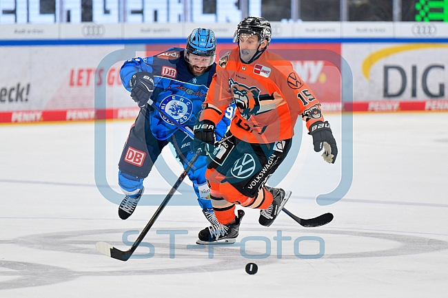 Eishockey, Herren, DEL, Saison 2025-2026, Playoffs Halbfinale, Spiel 3, ERC Ingolstadt - Grizzlys Wolfsburg, 19.09.2025