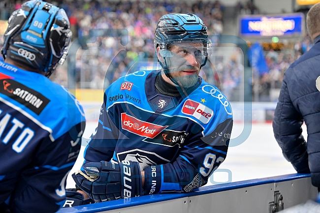 Eishockey, Herren, DEL, Saison 2025-2026, Spiel 33, ERC Ingolstadt - Grizzlys Wolfsburg, 28.12.2025