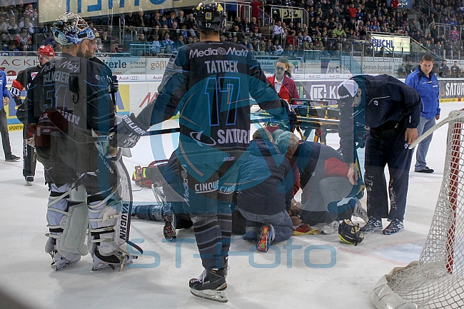 ERC Ingolstadt - Koelner Haie, Eishockey, DEL, Deutsche Eishockey Liga, Spieltag 16, 01.11.2015