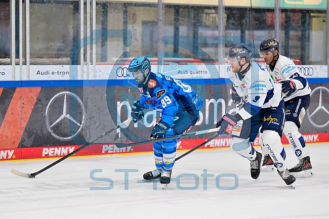Eishockey, Herren, DEL, Saison 2025-2026, Spiel 28, ERC Ingolstadt - Iserlohn Roosters, 14.12.2025
