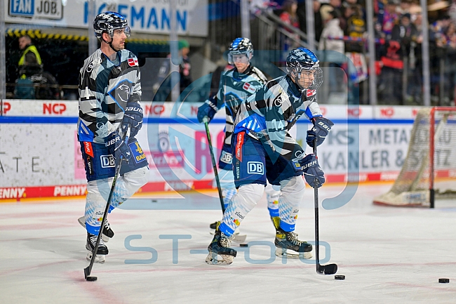 Eishockey, Herren, DEL, Saison 2024-2025, Playoffs Viertelfinale, Spiel 1, Nürnberg Ice Tigers - ERC Ingolstadt, 18.03.2025