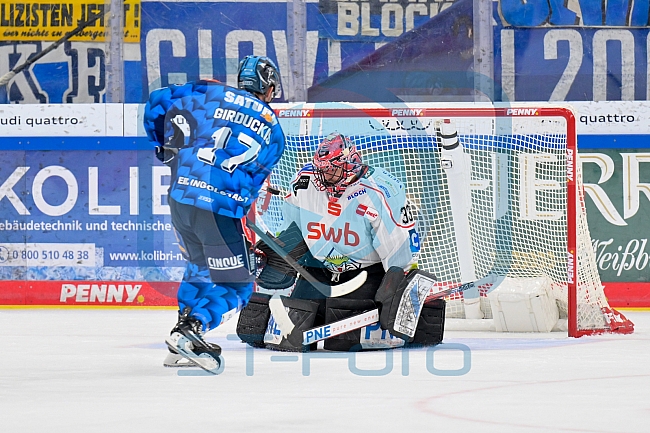 Eishockey, Herren, DEL, Saison 2025-2026, Spiel 21, ERC Ingolstadt - Pinguins Bremerhaven, 23.11.2025