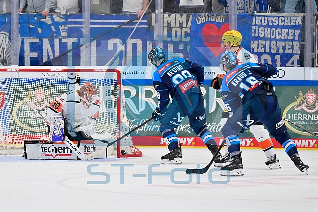 Eishockey, Herren, DEL, Saison 2025-2026, Spiel 10, ERC Ingolstadt - Löwen Frankfurt, 12.10.2025