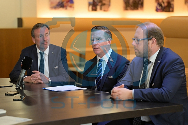 Eishockey, Herren, DEL, Saison 2021-2022, ERC Ingolstadt - Vorstellung Sportdirektor Tim Regan, 22.04.2022