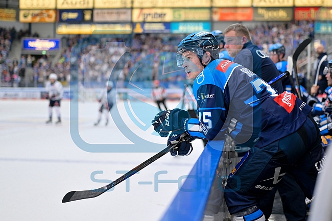 Eishockey, Herren, DEL, Saison 2025-2026, Spiel 14, ERC Ingolstadt - Adler Mannheim, 26.10.2025