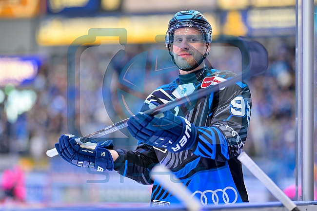 Eishockey, Herren, DEL, Saison 2025-2026, Spiel 21, ERC Ingolstadt - Pinguins Bremerhaven, 23.11.2025