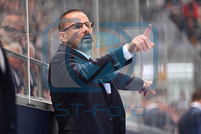 EHC Red Bull Muenchen - ERC Ingolstadt, Eishockey, DEL, Deutsche Eishockey Liga, Spieltag 2, 10.09.2017