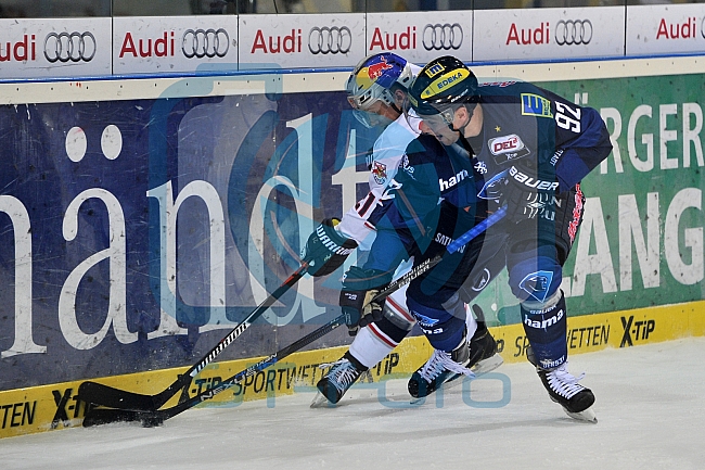 ERC Ingolstadt vs EHC Red Bull Muenchen, Eishockey, DEL, Deutsche Eishockey Liga, 04.12.2015