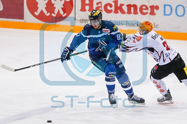 ERC Ingolstadt - Fischtown Pinguins Bremerhaven,, Eishockey, DEL, Deutsche Eishockey Liga, Preplayoff, Spiel 1, 01.03.2016