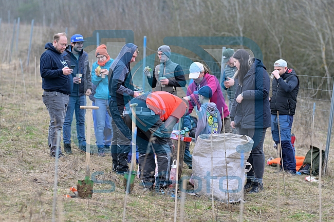 Eishockey, Herren, DEL, Saison 2023-2024, ERC Ingolstadt - Baumpflanzaktion, 02.03.2024