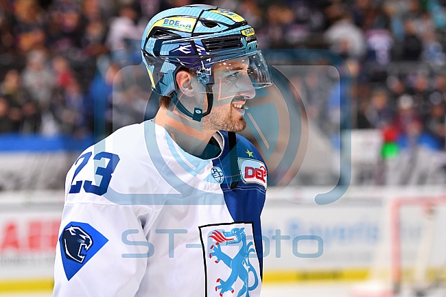 EHC Red Bull Muenchen - ERC Ingolstadt, Eishockey, DEL, Deutsche Eishockey Liga, Spieltag 2, 10.09.2017