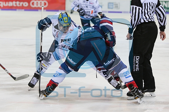 ERC Ingolstadt - Adler Mannheim, Eishockey, DEL, Deutsche Eishockey Liga, Spieltag 29, 08.12.2017