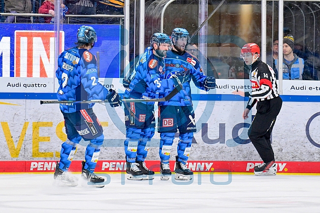 Eishockey, Herren, DEL, Saison 2025-2026, Spiel 28, ERC Ingolstadt - Iserlohn Roosters, 14.12.2025