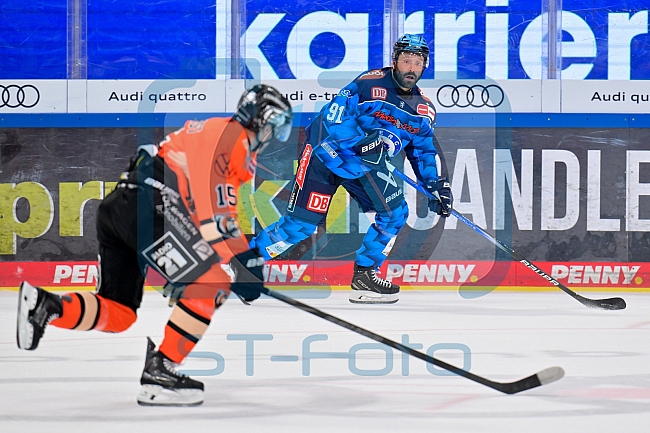 Eishockey, Herren, DEL, Saison 2025-2026, Playoffs Halbfinale, Spiel 3, ERC Ingolstadt - Grizzlys Wolfsburg, 19.09.2025