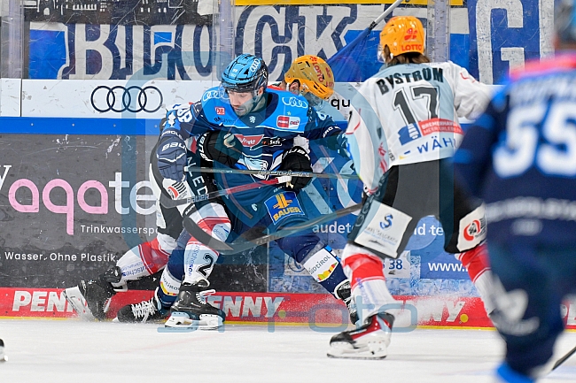 Eishockey, Herren, DEL, Saison 2025-2026, Spiel 35, ERC Ingolstadt - Pinguins Bremerhaven, 02.01.2026
