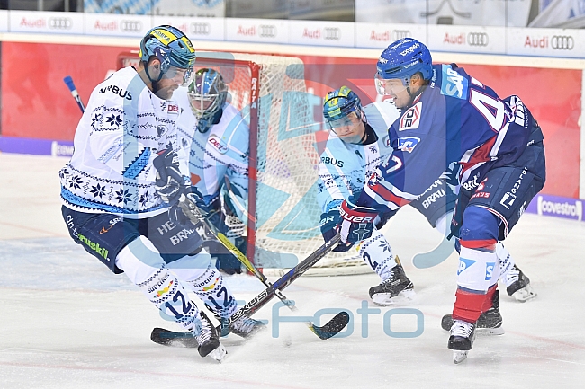 ERC Ingolstadt vs Adler Mannheim, Eishockey, DEL, Deutsche Eishockey Liga, Spieltag 28, 08.12.2017