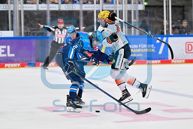 Eishockey, Herren, DEL, Saison 2025-2026, Spiel 10, ERC Ingolstadt - Löwen Frankfurt, 12.10.2025
