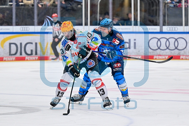 Eishockey, Herren, DEL, Saison 2025-2026, Spiel 21, ERC Ingolstadt - Pinguins Bremerhaven, 23.11.2025