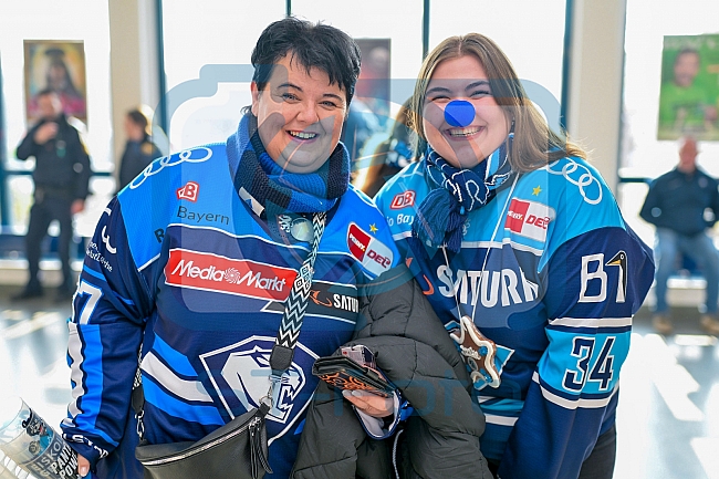 Eishockey, Herren, DEL, Saison 2025-2026, Spiel 21, ERC Ingolstadt - Pinguins Bremerhaven, 23.11.2025