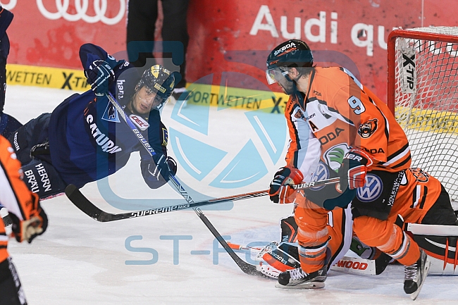 ERC Ingolstadt - Grizzlys Wolfsburg, Eishockey, DEL, Deutsche Eishockey Liga, Spieltag 12, 18.10..2015