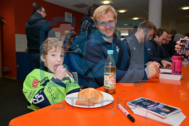 Eishockey, Herren, DEL, Saison 2022-2023, ERC Ingolstadt - Kids On Ice Day, 19.11.2022