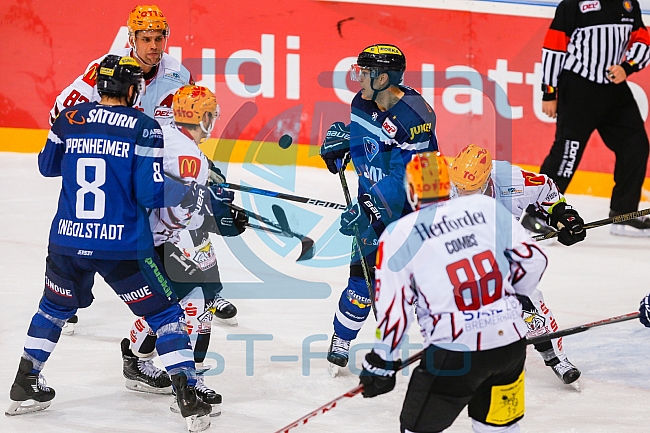 ERC Ingolstadt - Fischtown Pinguins Bremerhaven,, Eishockey, DEL, Deutsche Eishockey Liga, Preplayoff, Spiel 1, 01.03.2016