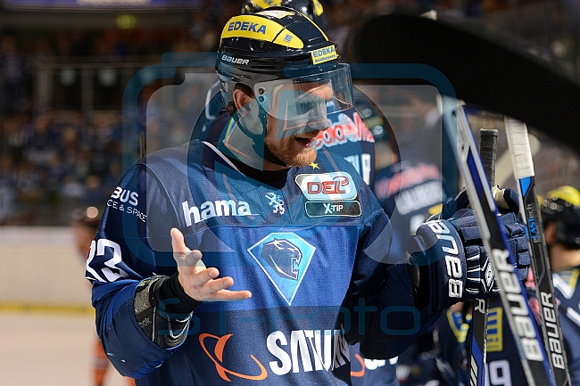 ERC Ingolstadt vs Grizzlys Wolfsburg, Eishockey, DEL, Deutsche Eishockey Liga, 18.10.2015