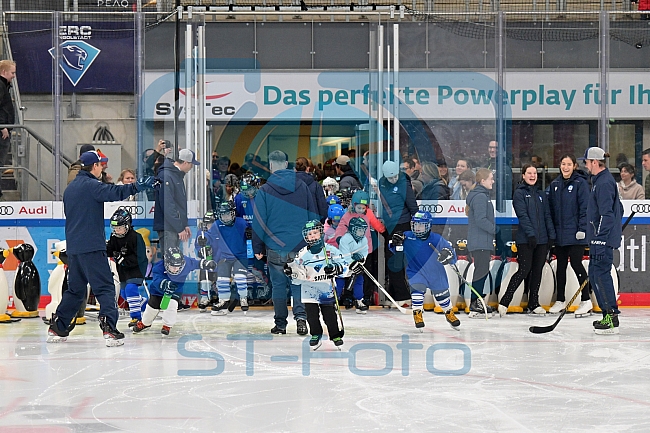 Eishockey, Herren, DEL, Saison 2022-2023, ERC Ingolstadt - Kids On Ice Day, 19.11.2022