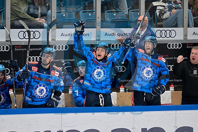 Eishockey, Herren, DEL, Saison 2025-2026, Playoffs Halbfinale, Spiel 3, ERC Ingolstadt - Grizzlys Wolfsburg, 19.09.2025
