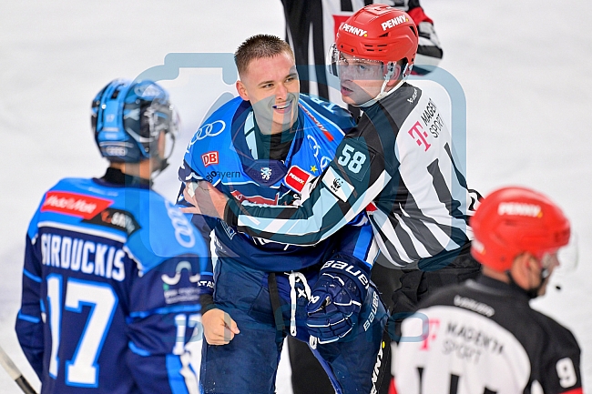 Eishockey, Herren, DEL, Saison 2025-2026, Gäubodenvolksfest-Cup 2025, Spiel 1, Nürnberg Ice Tigers - ERC Ingolstadt, 15.08.2025