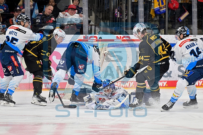 Eishockey, Herren, DEL, Saison 2024-2025, Playoffs Viertelfinale, Spiel 6, Nürnberg Ice Tigers - ERC Ingolstadt, 28.03.2025