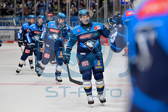 Eishockey, Herren, DEL, Saison 2025-2026, Spiel 33, ERC Ingolstadt - Grizzlys Wolfsburg, 28.12.2025