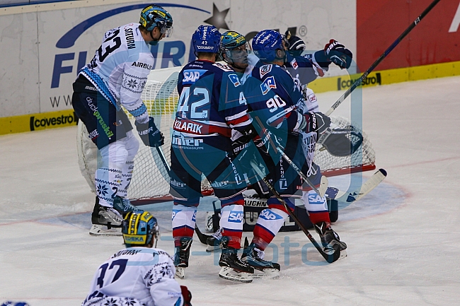 ERC Ingolstadt - Adler Mannheim, Eishockey, DEL, Deutsche Eishockey Liga, Spieltag 29, 08.12.2017
