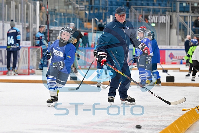 Eishockey, Herren, DEL, Saison 2022-2023, ERC Ingolstadt - Kids On Ice Day, 14.01.2023