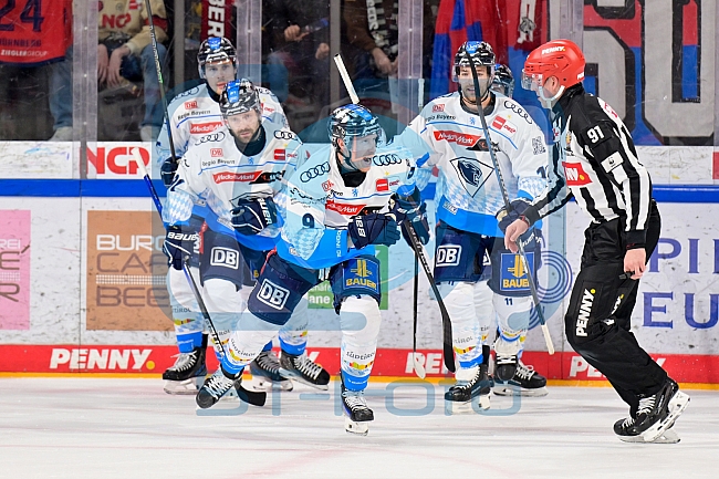 Eishockey, Herren, DEL, Saison 2024-2025, Playoffs Viertelfinale, Spiel 6, Nürnberg Ice Tigers - ERC Ingolstadt, 28.03.2025