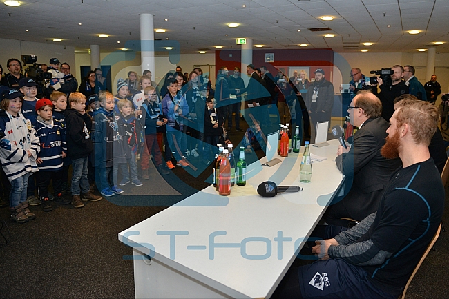 ERC Ingolstadt vs Hamburg Freezers, Eishockey, DEL, Deutsche Eishockey Liga, 10.01.2016